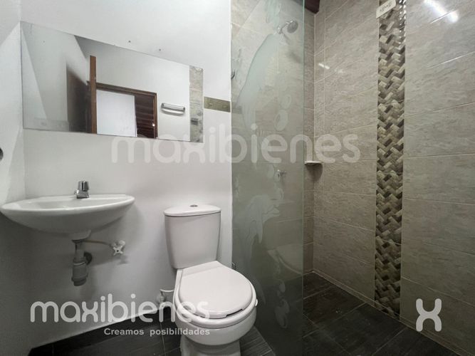 Casa de 4 alcobas en venta en San Isidro, Medellín, 110 m² · foto 10 de 12