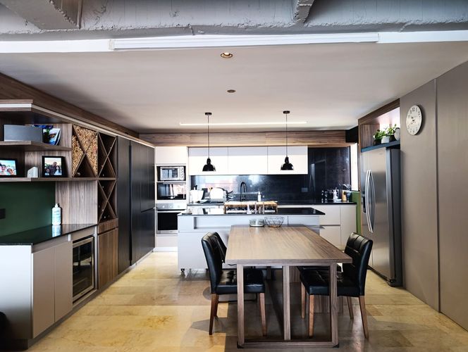 Apartamento de 2 alcobas en arriendo en El Poblado, Medellín, 127 m² · foto 5 de 19