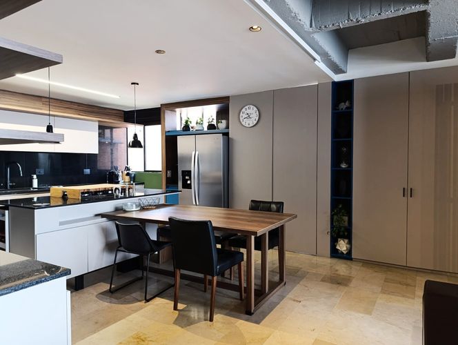 Apartamento de 2 alcobas en arriendo en El Poblado, Medellín, 127 m² · foto 7 de 19