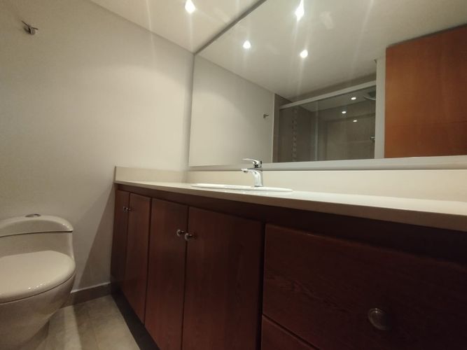 Apartamento de 3 alcobas en arriendo en El Poblado, Medellín, 114 m² · foto 8 de 20