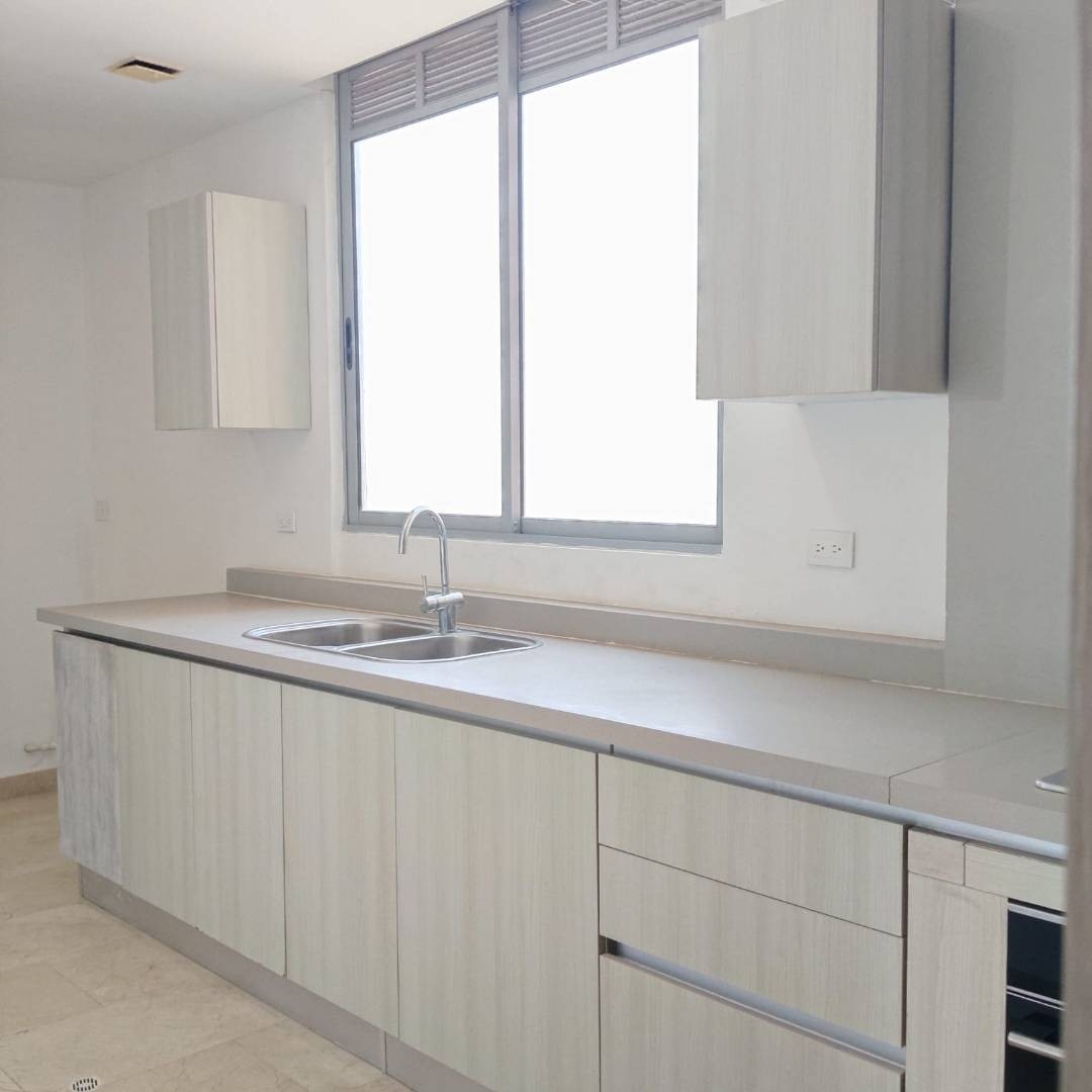 Apartamento en venta en Altos De Riomar, Barranquilla · foto 13 de 24