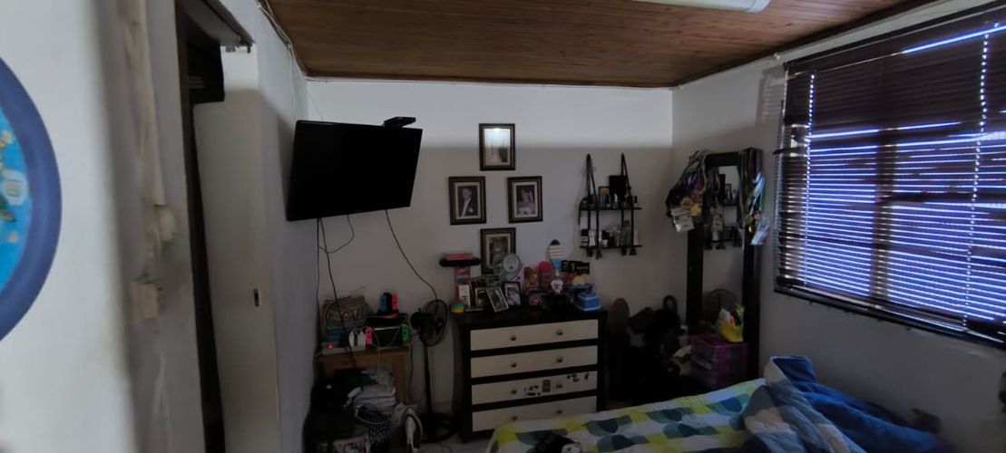Casa de 7 alcobas en venta en San Fernando, Armenia, 237 m² · foto 7 de 11