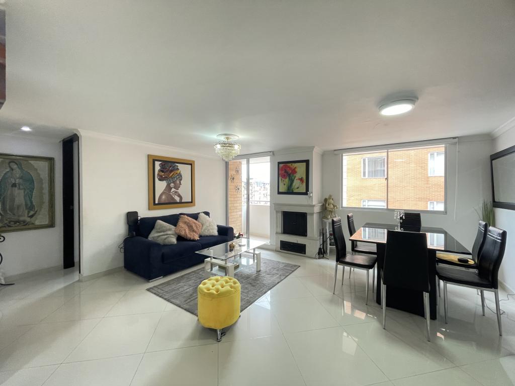Apartamento en venta en Cedro Golf, Bogotá · foto 3 de 24