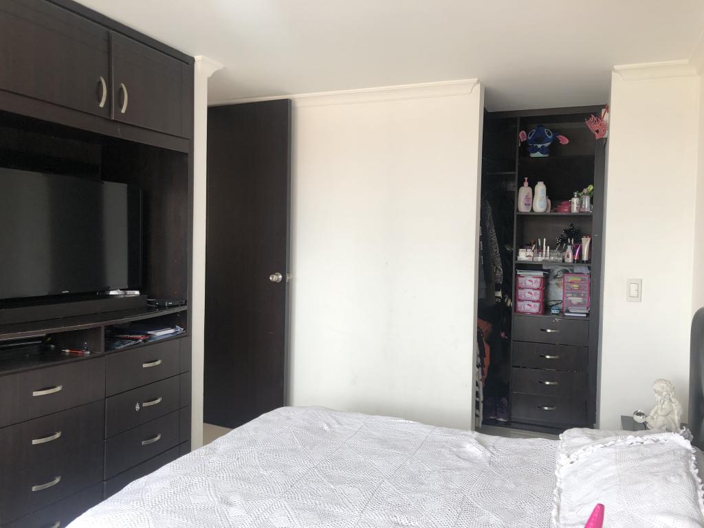 Apartamento en venta en Cedro Golf, Bogotá · foto 11 de 24