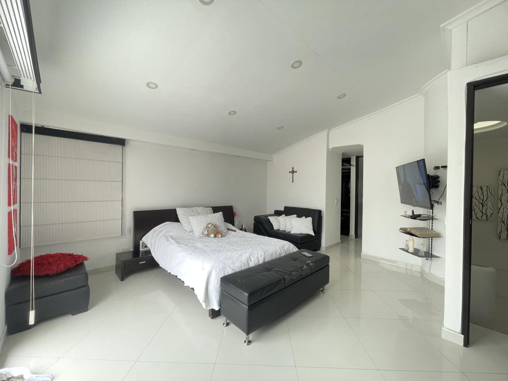 Apartamento en venta en Cedro Golf, Bogotá · foto 16 de 24