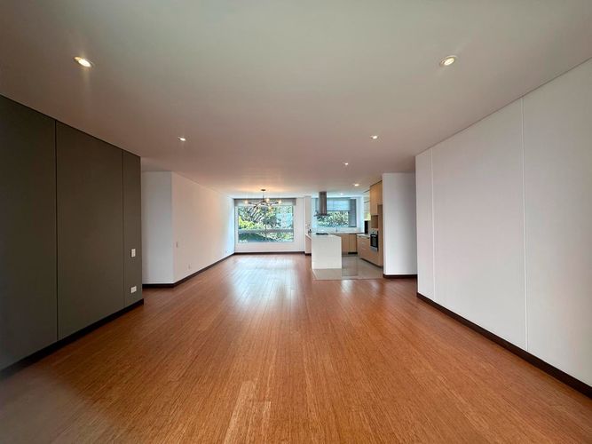 Apartamento de 3 alcobas en venta en El Poblado, Medellín, 170 m² · foto 5 de 18