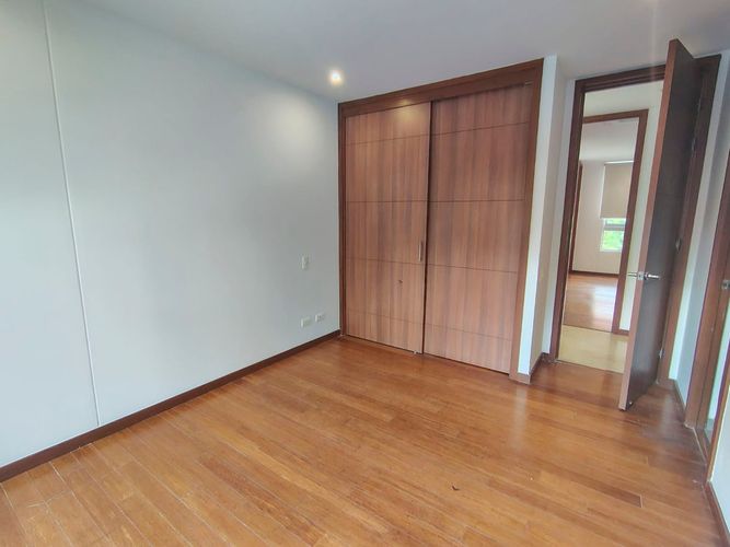 Apartamento de 3 alcobas en arriendo en El Poblado, Medellín, 161 m² · foto 17 de 18