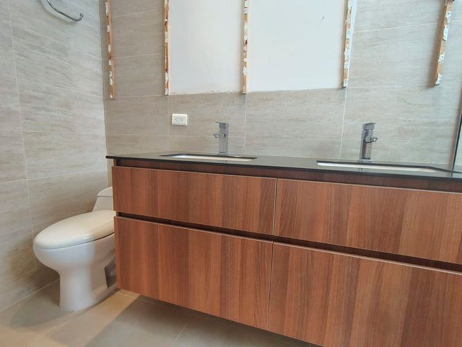 Apartamento de 3 alcobas en arriendo en El Poblado, Medellín, 161 m² · foto 16 de 18