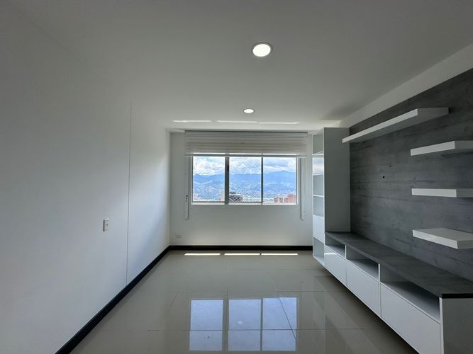 Apartamento de 3 alcobas en arriendo en El Poblado, Medellín, 160 m² · foto 9 de 20