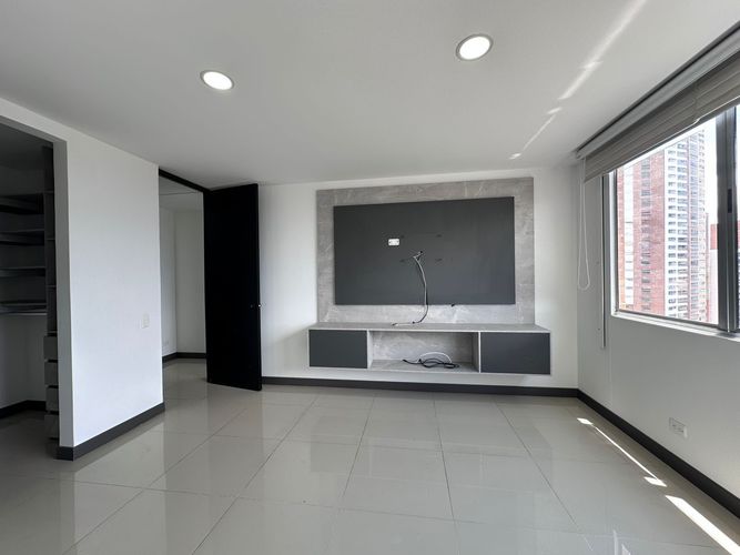 Apartamento de 3 alcobas en arriendo en El Poblado, Medellín, 160 m² · foto 14 de 20