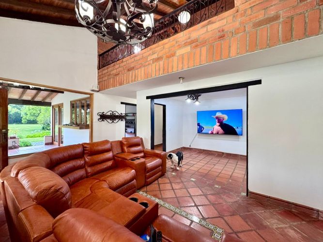 Finca en venta en Las Garzonas, Rionegro, 400 m² · foto 2 de 22