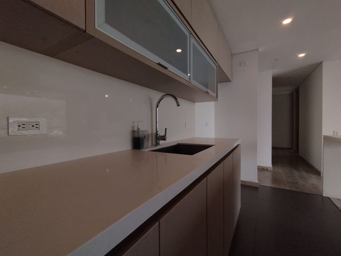 Apartamento de 2 alcobas en arriendo en El Poblado, Medellín, 89 m² · foto 17 de 20