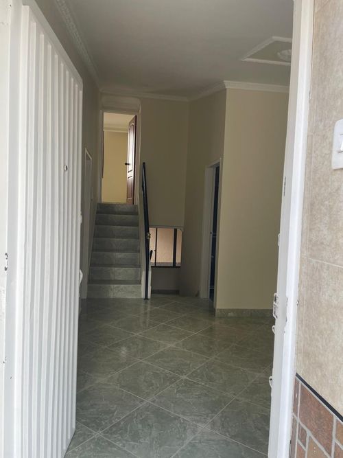 Casa de 5 alcobas en venta en La Irlanda, Armenia, 120 m² · foto 2 de 14