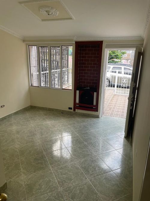 Casa de 5 alcobas en venta en La Irlanda, Armenia, 120 m² · foto 5 de 14