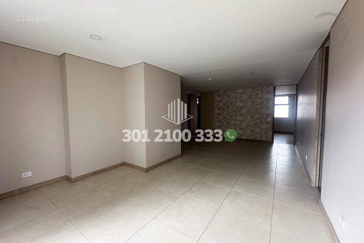 Apartamento de 2 alcobas en arriendo en Conquistadores, Medellín, 108 m² · foto 3 de 24