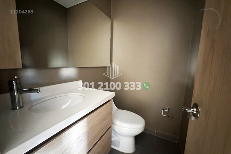 Apartamento de 2 alcobas en arriendo en Conquistadores, Medellín, 108 m² · foto 12 de 24