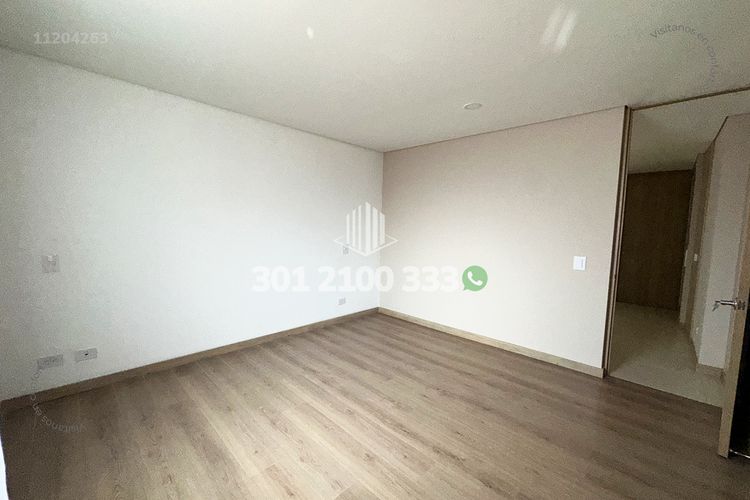 Apartamento de 2 alcobas en arriendo en Conquistadores, Medellín, 108 m² · foto 21 de 24