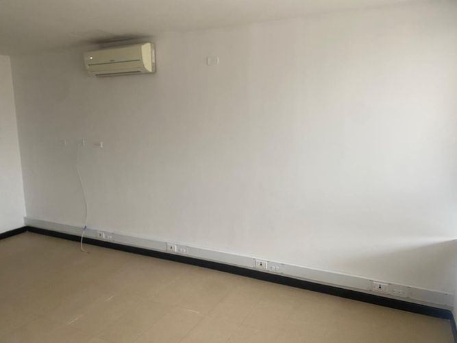 Oficina en arriendo en El Poblado, Medellín, 62 m² · foto 8 de 14