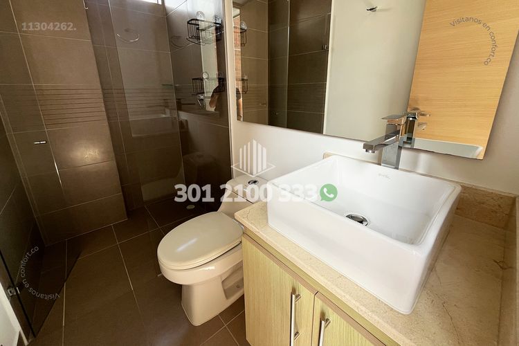 Apartamento de 2 alcobas en arriendo en Loma Del Esmeraldal, Envigado, 77 m² · foto 20 de 24