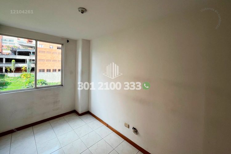 Apartamento de 2 alcobas en arriendo en Loma Del Indio, Medellín, 80 m² · foto 11 de 24