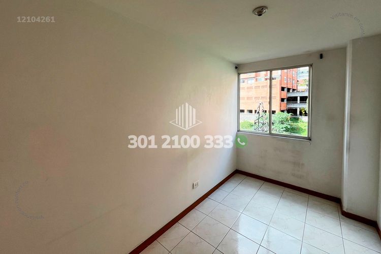 Apartamento de 2 alcobas en arriendo en Loma Del Indio, Medellín, 80 m² · foto 12 de 24