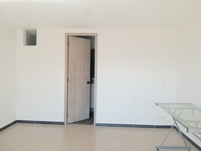 Apartamento de 3 alcobas en arriendo en Laureles, Medellín, 95 m² · foto 11 de 17