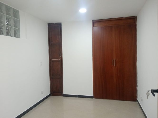 Apartamento de 3 alcobas en arriendo en Laureles, Medellín, 95 m² · foto 12 de 17