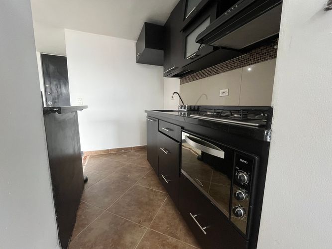 Apartamento de 2 alcobas en arriendo en Calle Larga, Medellín, 65 m² · foto 8 de 17