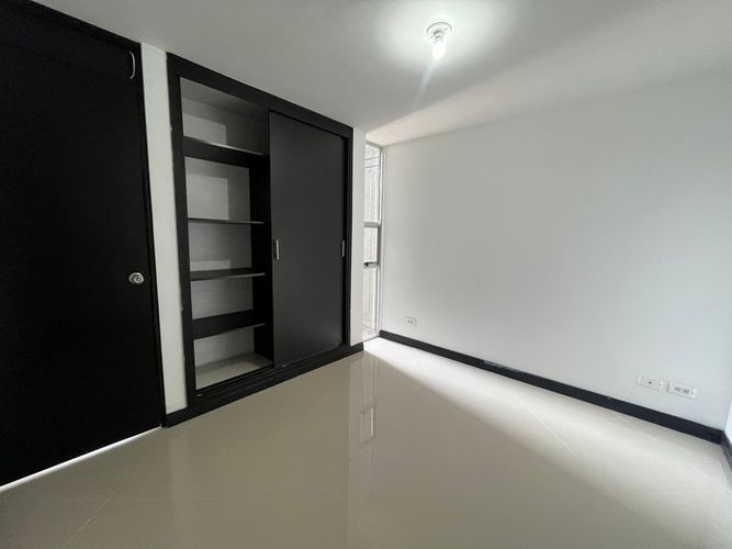 Apartamento de 2 alcobas en arriendo en Calle Larga, Medellín, 65 m² · foto 11 de 17