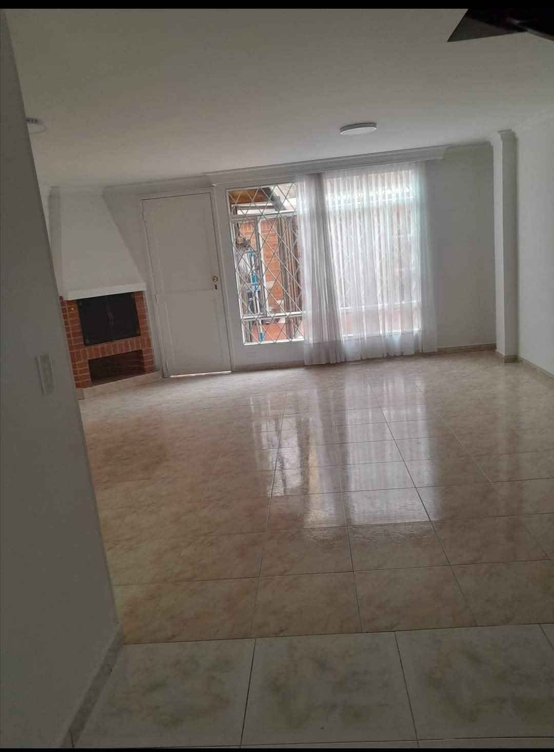 Apartamento en venta en Caobos Salazar, Bogotá · foto 5 de 14