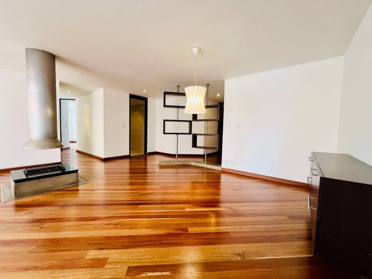 Apartamento en venta en Santa Barbara, Bogotá · foto 5 de 24