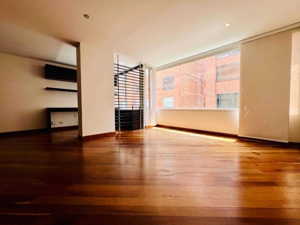 Apartamento en venta en Santa Barbara, Bogotá · foto 7 de 24