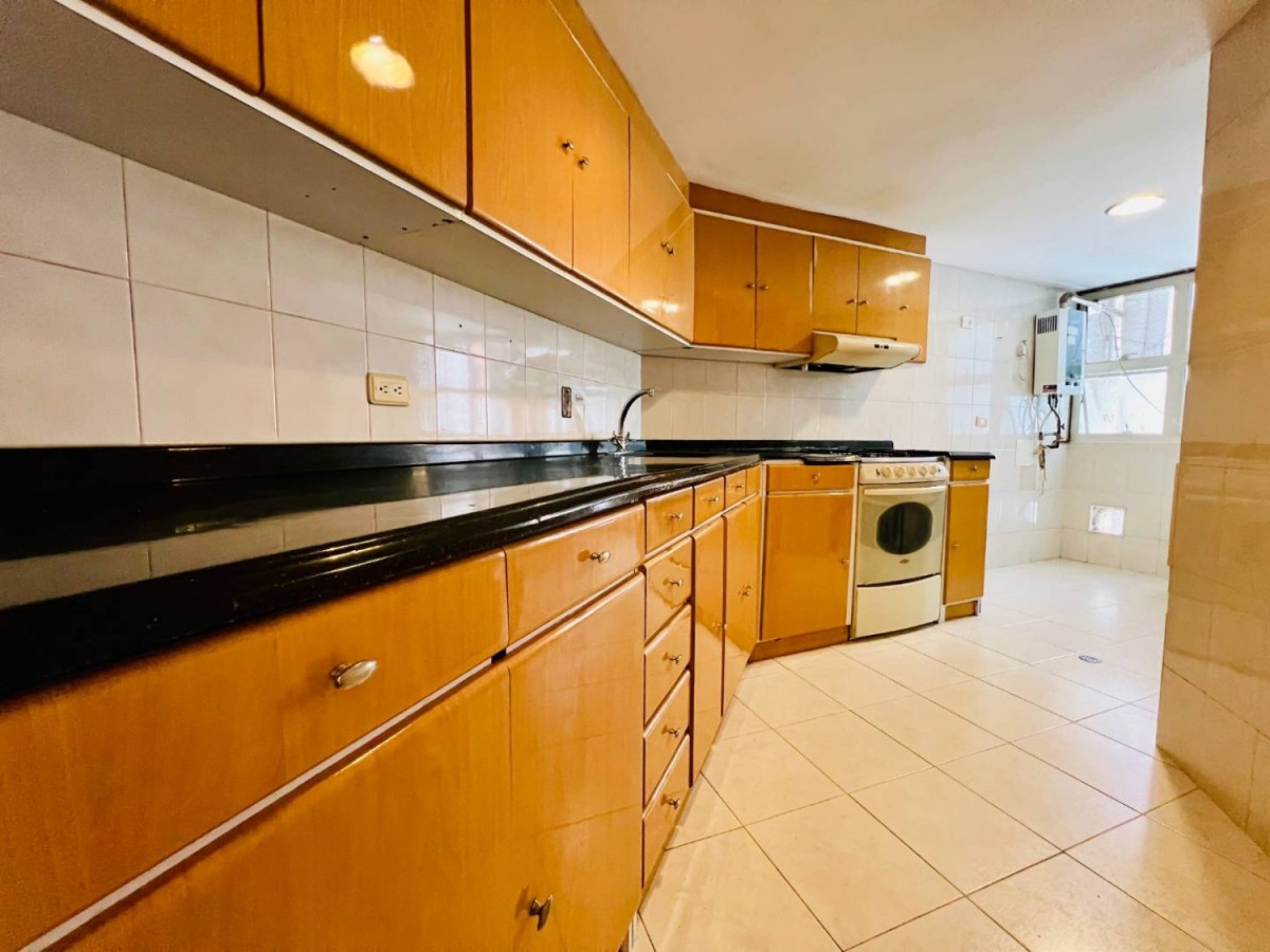 Apartamento en venta en Santa Barbara, Bogotá · foto 9 de 24