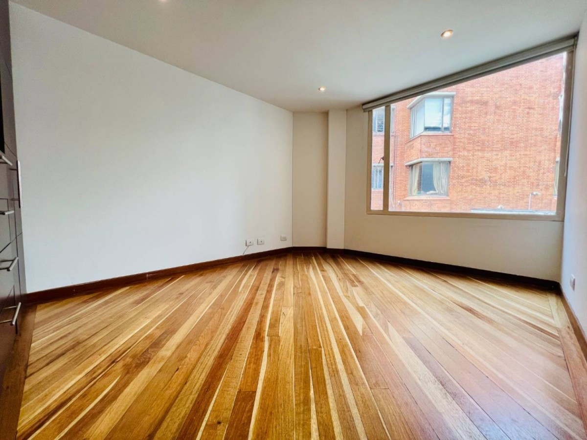 Apartamento en venta en Santa Barbara, Bogotá · foto 15 de 24