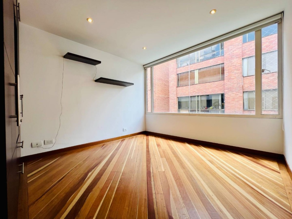 Apartamento en venta en Santa Barbara, Bogotá · foto 17 de 24