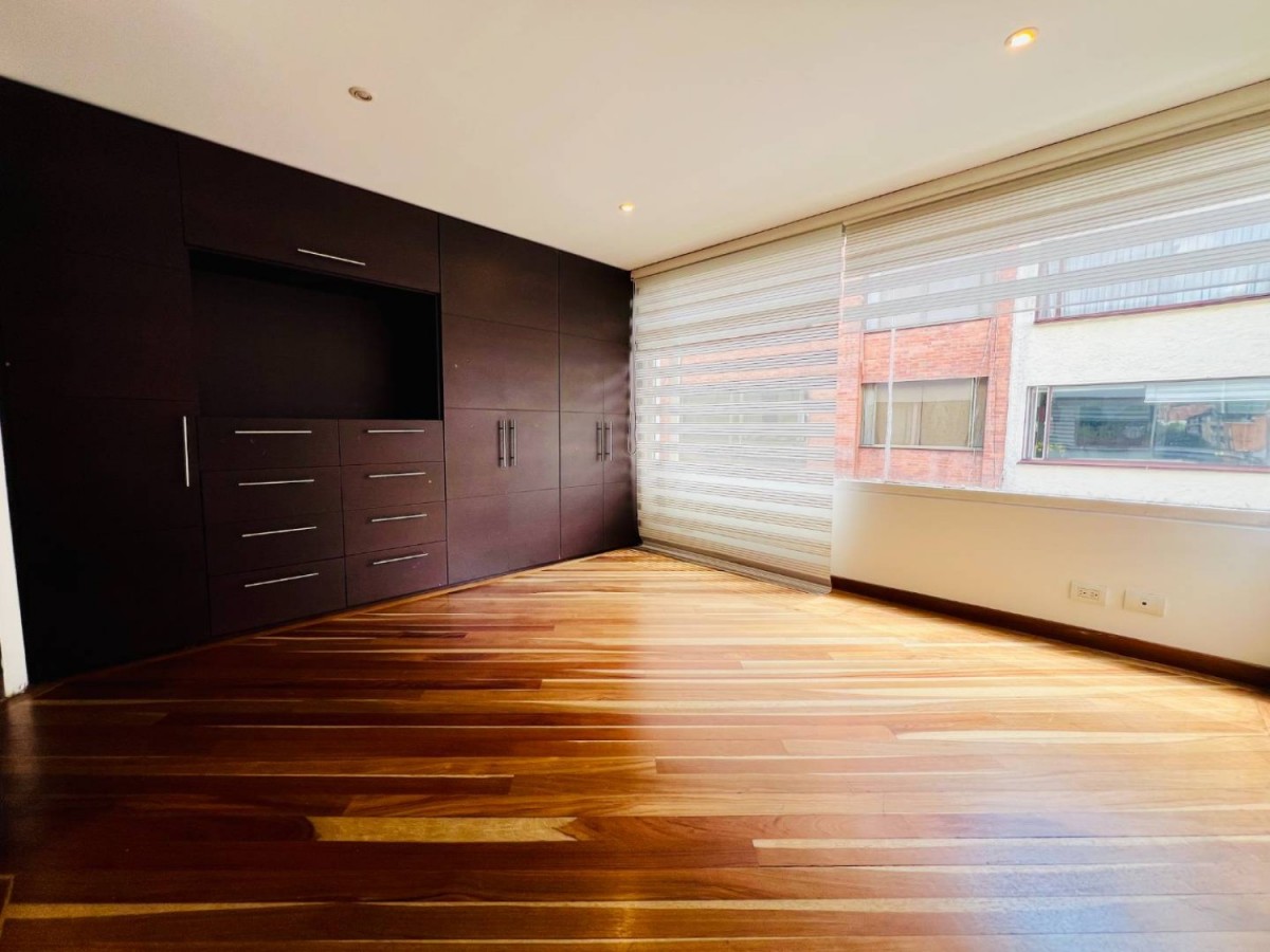 Apartamento en venta en Santa Barbara, Bogotá · foto 18 de 24