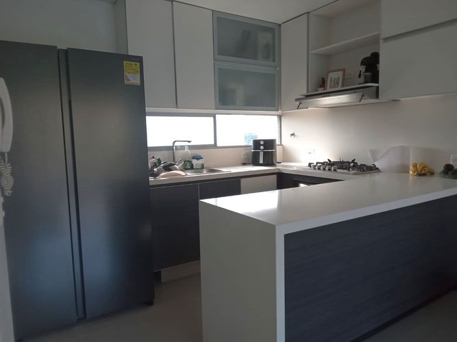 Apartamento de 2 alcobas en arriendo en El Poblado, Medellín, 94 m² · foto 3 de 15