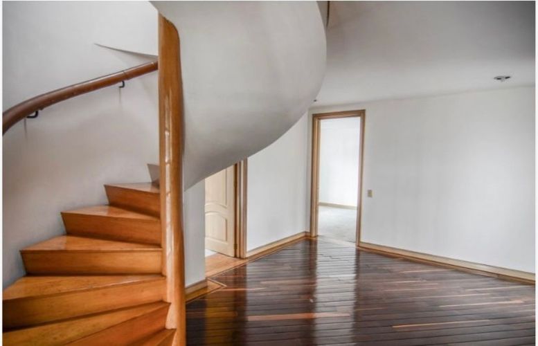 Apartamento de 4 alcobas en venta en Club De Los Lagartos, Bogotá, 360 m² · foto 6 de 15