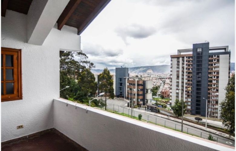 Apartamento de 4 alcobas en venta en Club De Los Lagartos, Bogotá, 360 m² · foto 7 de 15