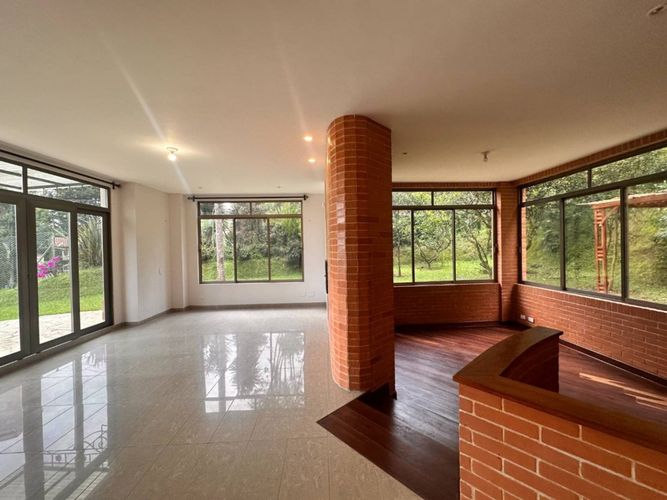 Casa de 4 alcobas en venta en Cola Del Zorro, Medellín, 325 m² · foto 7 de 24