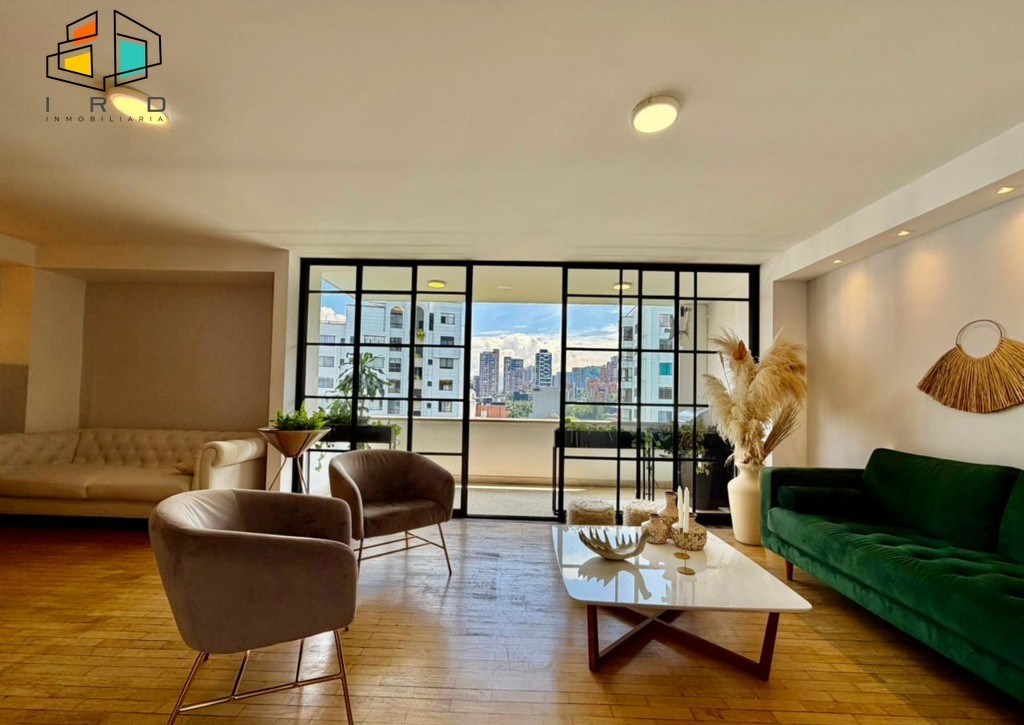 Apartamento en arriendo en El Poblado, Medellín · foto 2 de 24
