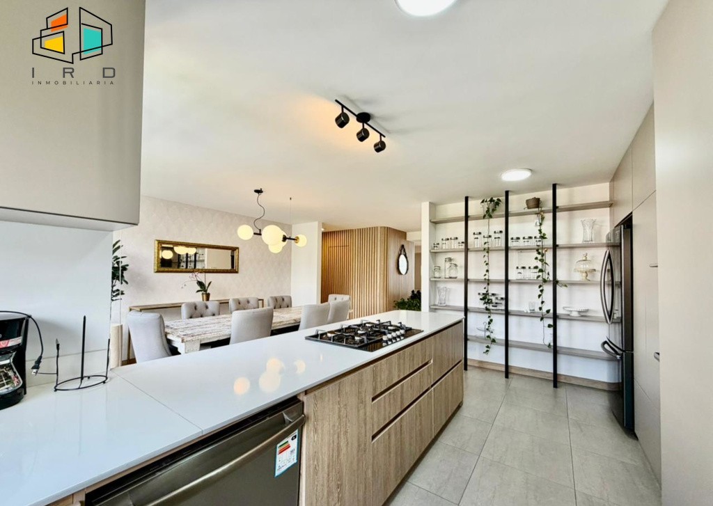 Apartamento en arriendo en El Poblado, Medellín · foto 13 de 24