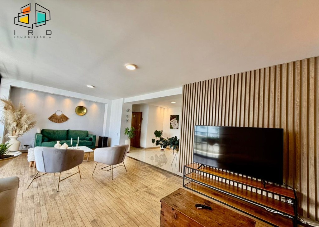 Apartamento en arriendo en El Poblado, Medellín · foto 5 de 24