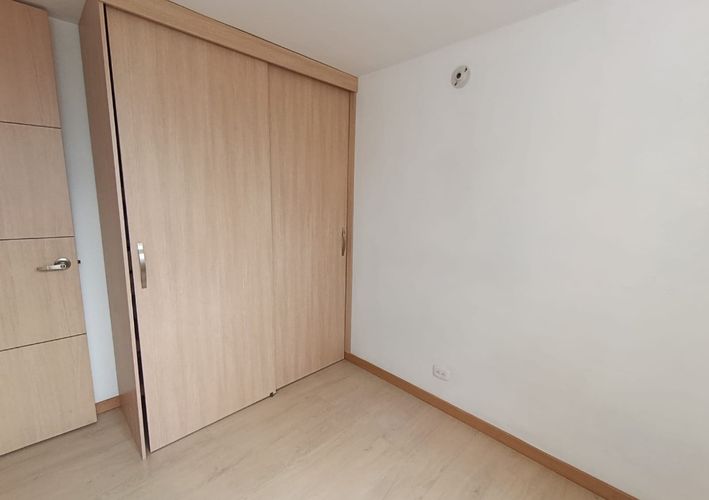 Apartamento de 3 alcobas en venta en Las Antillas, Envigado, 65 m² · foto 10 de 11