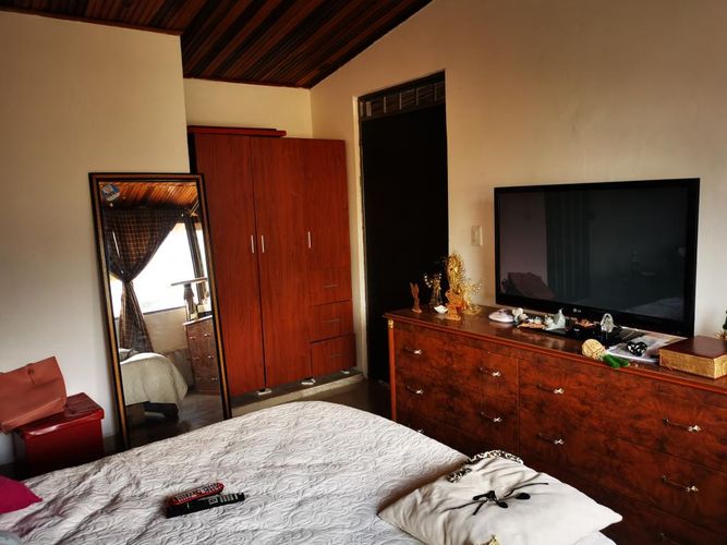Casa de 11 alcobas en venta en La Francia, Ibagué, 381 m² · foto 10 de 14