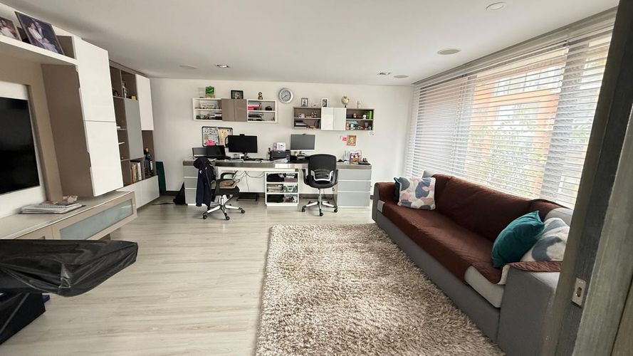 Apartamento de 3 alcobas en venta en Santa Barbara, Bogotá, 277 m² · foto 8 de 23