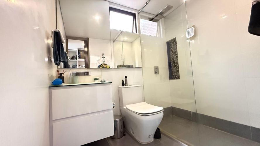 Apartamento de 3 alcobas en venta en Santa Barbara, Bogotá, 277 m² · foto 19 de 23