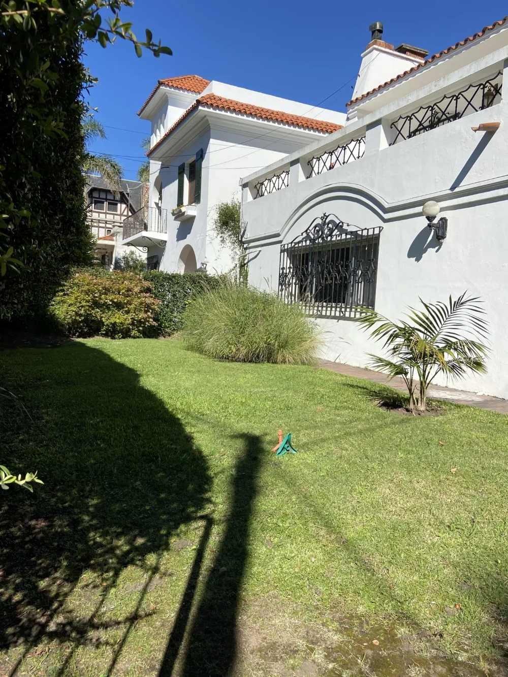 Hotel Carrasco prox  Zona Comercial O Vivienda De Estilo impecable fondo