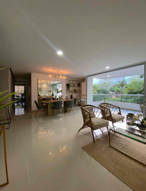 Apartamento de 3 alcobas en venta en Pance, Cali, 158 m² · foto 2 de 24