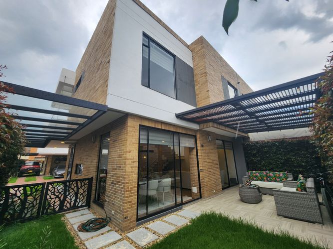Casa de 3 alcobas en venta en Ub Los Geranios, Chía, 158 m² · foto 9 de 24